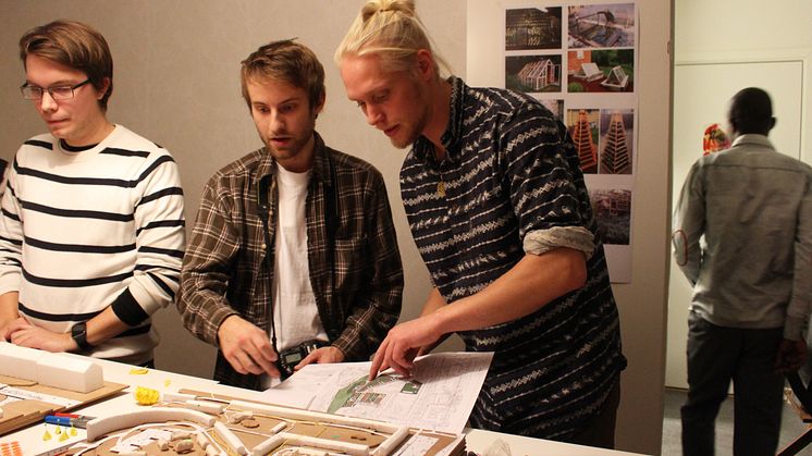 Workshop om Merkuriusgatan med unga vuxna i Bergsjön