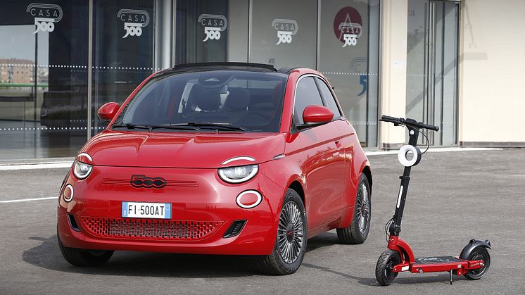 06_New Fiat 500e (RED)