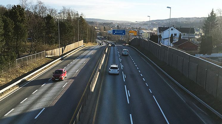 Svært få biler passerte E6 ved Ulven i Oslo i morgenrushet torsdag 19. mars kl. 07.45.