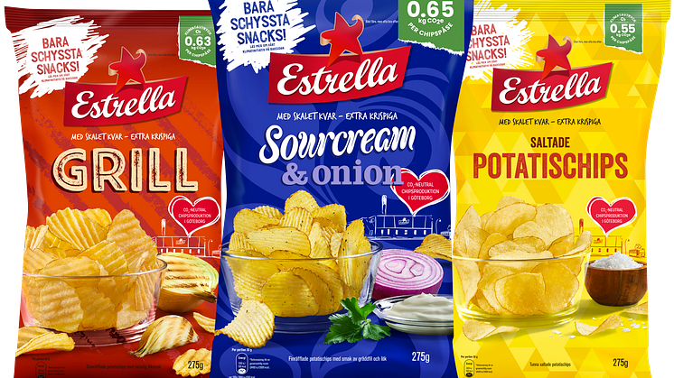 Grillchips, Saltade och Sourcream & Onion 275g från Estrella får under en period klimatavtrycket direkt på påsen, 2021.