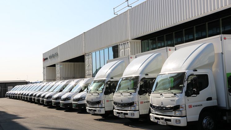 DB Schenker har allerede en solid elektrisk bilpark. Her ved Oslo City Hub som sikrer null utslipp av all distribusjon i Oslo.