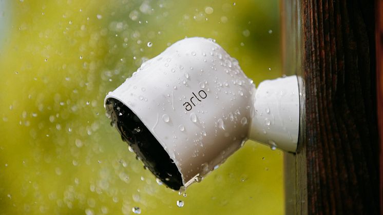 Arlo_camera_buiten_regen