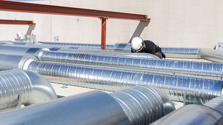 Bråttom med ventilationen för att få taket tätt
