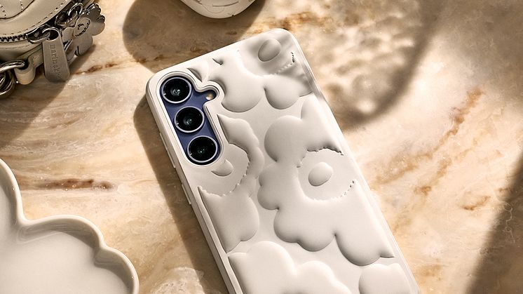 Marimekko_White_Embossed_1x1