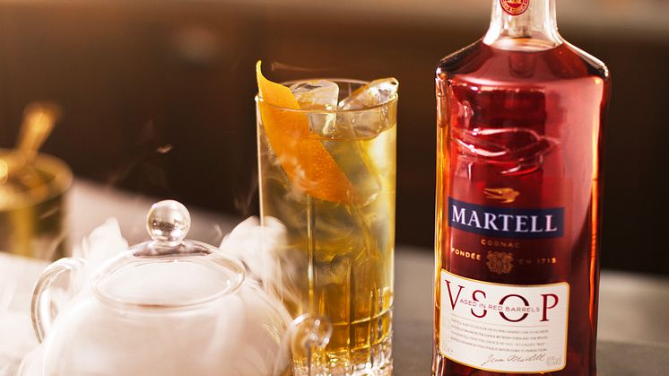Fira en röd jul tillsammans med Martell VSOP Red Barrel