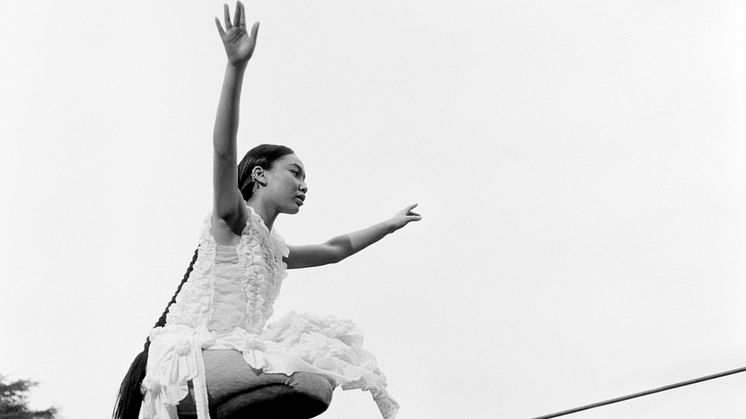(c) Kerry Dean (Photo), Elizabeth Fraser-Bell (Styling)