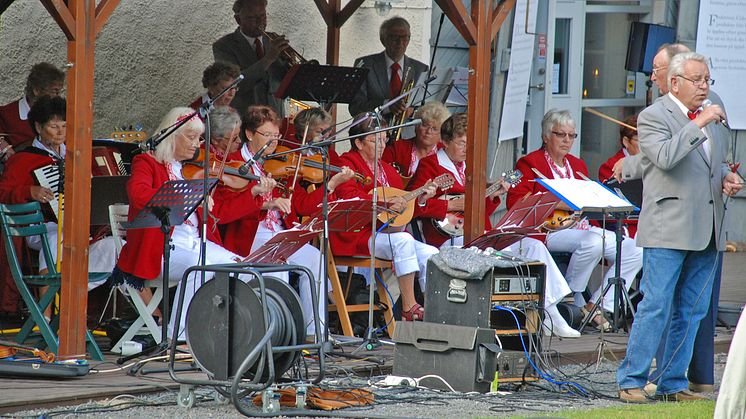 Spjutstorps badorkester tillbaka på Kronovall