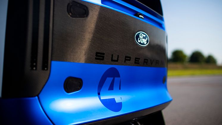 Ford Pro Electric SuperVan 2022 (52)
