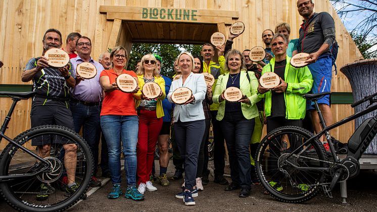 offizieller Startschuss für das Abenteuer BLOCKLINE (Foto: TVE/mountainlovers Marcel Lohr)