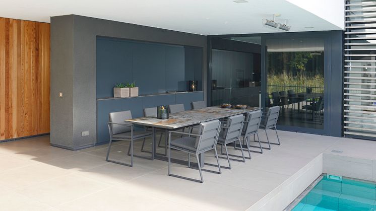 ​Cosentino och Dekton® med Borek® parasoller och utemöbler på Masterly – The Dutch in Milano