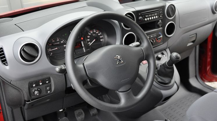Peugeot Partner Skåp