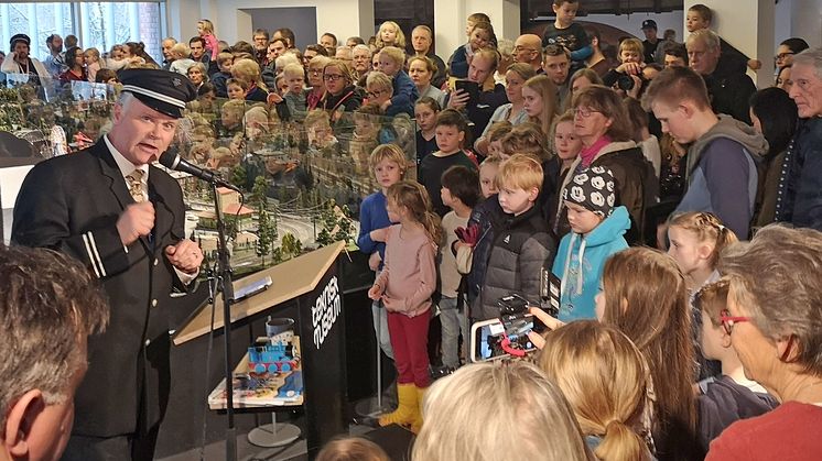 modelljernbaneåpning_6