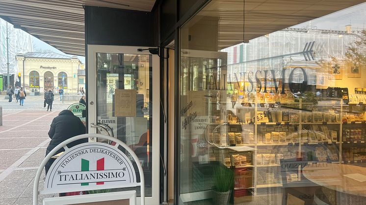 Italianissimo har öppnat efterlängtad butik med italienska delikatesser på Knut den stores torg. 