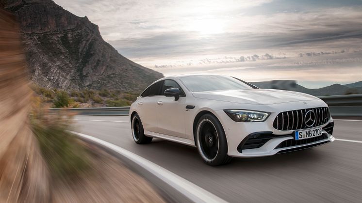 Første 4-dørs coupé fra Mercedes-AMG nu til salg i Danmark