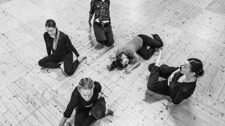 Urpremiär av Here-Us-Now 6 februari. Föreställningen spelas 6–9 februari på Dansmuseet. Foto: Håkan Jelk
