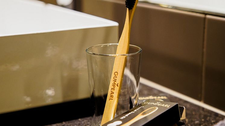 clarion_hotel_umeå_gumpearl_travelkit-sink.jpg