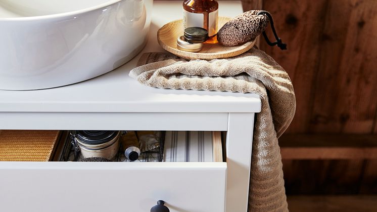 HEMNES/TÖRNVIKEN åbent skab med vask 1.699.-