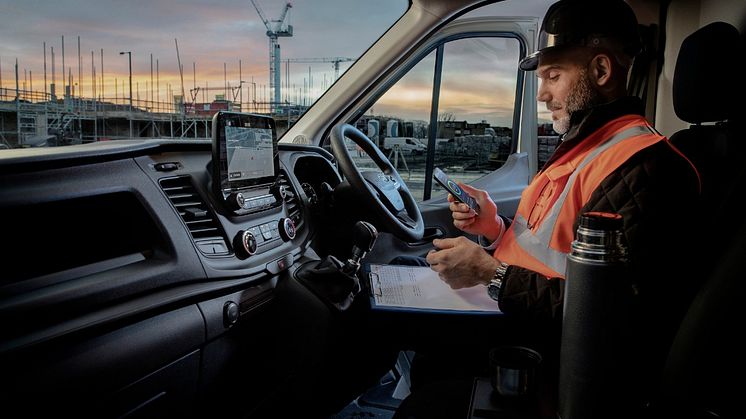 Fords varebiler får tilkoblede features som standard