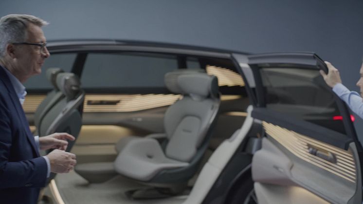 The design of the Audi urbansphere concept - Head of Exterior Design and Head of Interior Design