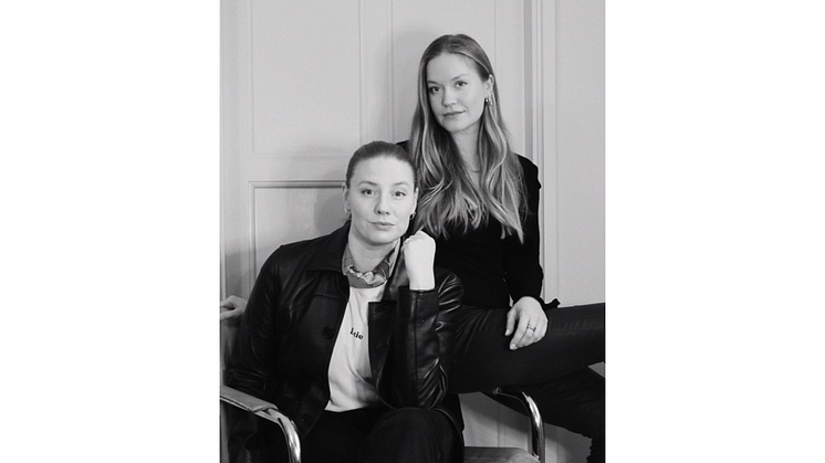 Luiegrundarna Amanda Braw och Isabelle Åström intar podcastvärlden