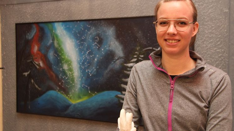 Niina Pohjanen  är på väg att förverkliga sin yrkesdröm att bli byggnadsmålare