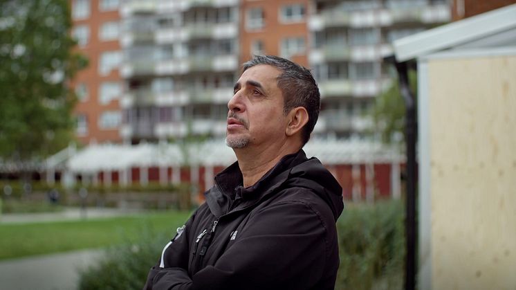Yonas, fastighetsvärd och kvartersansvarig på Planteringen i Helsingborg. Foto: Caroline Troedsson.