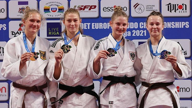 Ingrid Nilsson, längst till höger, tog brons i judo-EM 2021