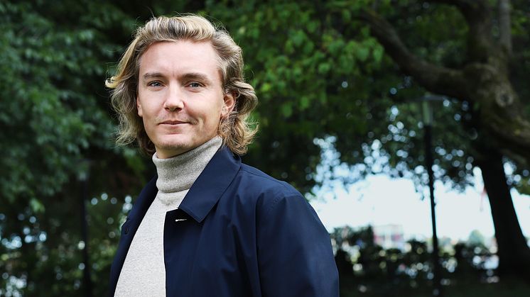 Oscar Berlin,Leasing Manager