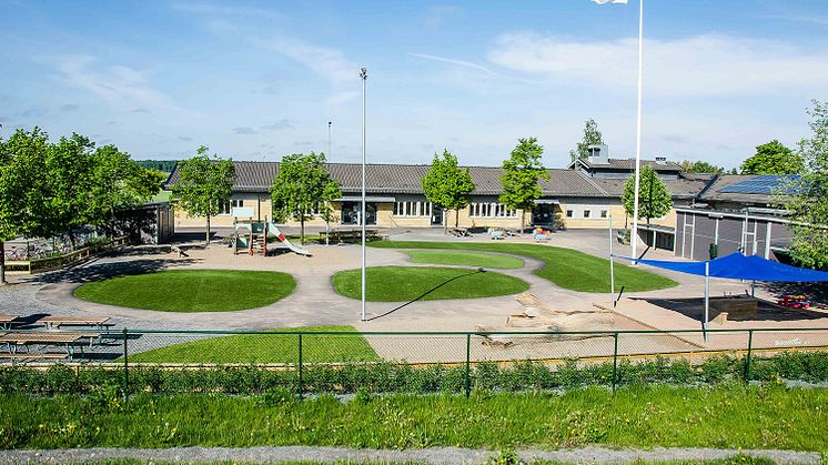 Drömmen om det goda grannskapet grunden till uthålligt medborgarkooperativ som nu driver både förskola, skolbarnomsorg och fritidsgård, omsorgsverksamhet för äldre och personer med funktionsnedsättning, biblioteks- och idrottsverksamheter.