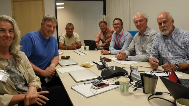 Forskarna från Stanford träffar representanter från BoKlok och Skanska