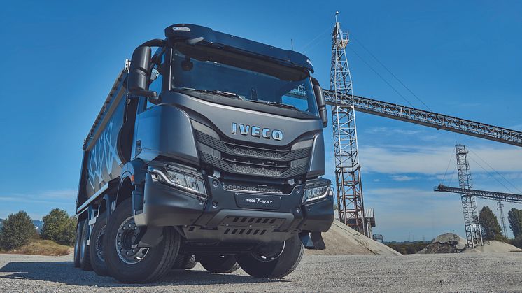 IVECO T-WAY_ (2).jpg