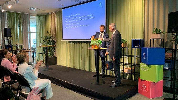 Landshövding Sten Tolgfors och västsvenska handelskammarens VD inviger Handelskammardagen. Foto: Länsstyrelsen