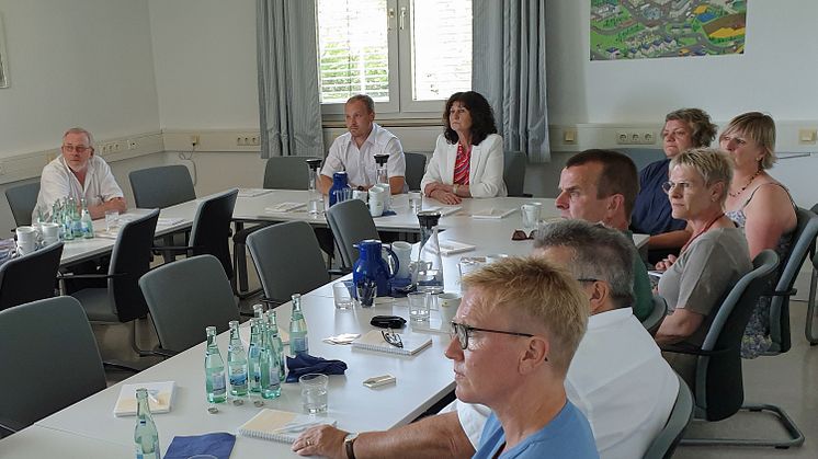 Präsentation: Ein Lichtmanagement-System macht Marktheidenfeld zur Anlaufstelle für alle, die sich über zukunftsweisende Straßenbeleuchtung informieren möchten.