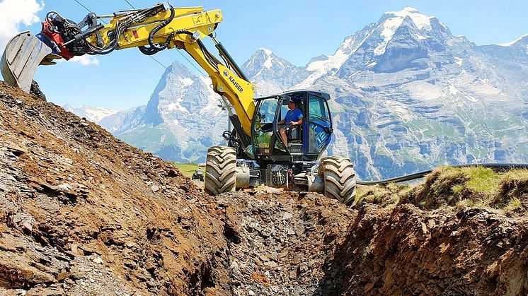 Grabarbeiten am Schiltgrat für die Beschneiungswasserleitungen, Sommer 2019