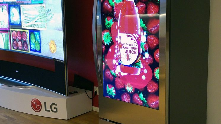 LG LANSERER KJØLESKAP MED INTEGRERT LCD-SKJERM  – INNOVATIV EKSPONERINGSMULIGHET 
