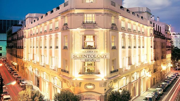 Church-of-Scientology-Madrid-Exterior-Dusk.jpg