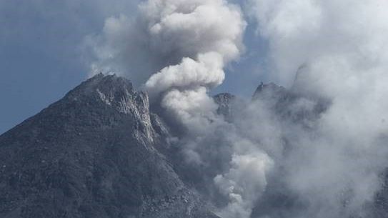 Lavadomen på vulkanen Merapi kollapsade delvis 2019. Foto: GFZ Potsdam
