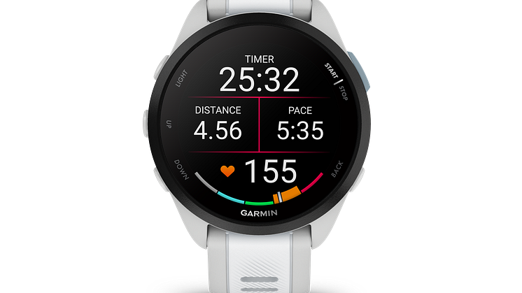 010-02863-21_03_Forerunner165_HR_whitestone_front_0007_default_running_data_screen_metric