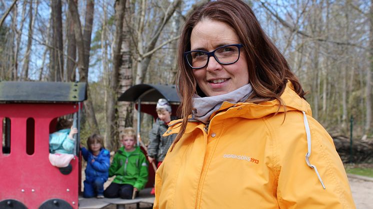 Johanna Karlsson, blivande förskollärare, vill veta hur förskolebarn kan lära sig mer om energisparande.
