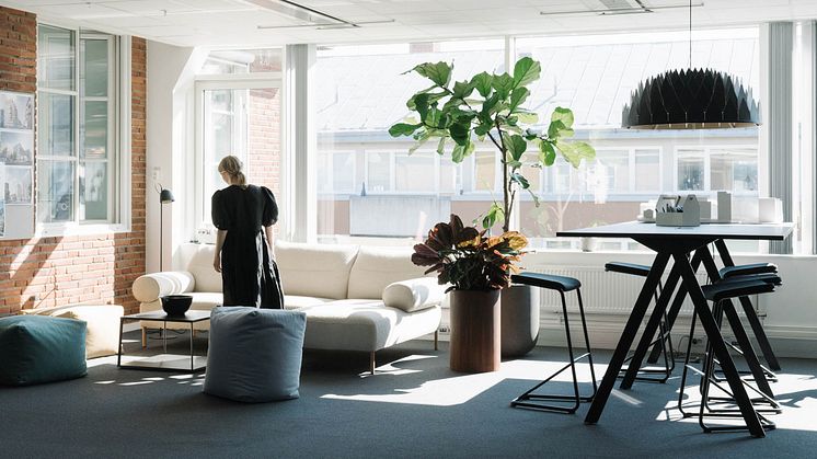 Liljewalls Stockholmskontor har fått fler sociala ytor. Foto: Anna Kristinsdóttir