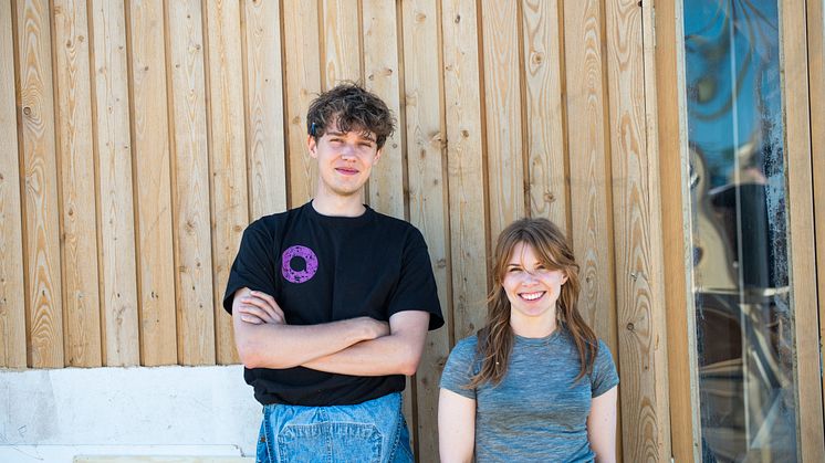 Daniel Olsson och Frida Gezelius är två av de runt 120 första- och andraårsstudenterna på LTH:s arkitektprogram som deltog i workshopen i Brunnshög, Lund. Bild: Kristina Strand Larsson