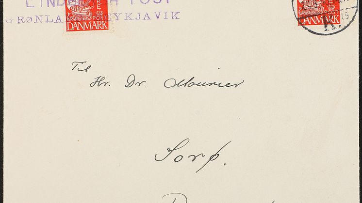 Et sjældent brev, som flyverlegenden Charles Lindbergh havde med under en testflyvning mellem USA og Europa i 1933, kommer på auktion hos Bruun Rasmussen. Brevet er vurderet til 15.000 kr.
