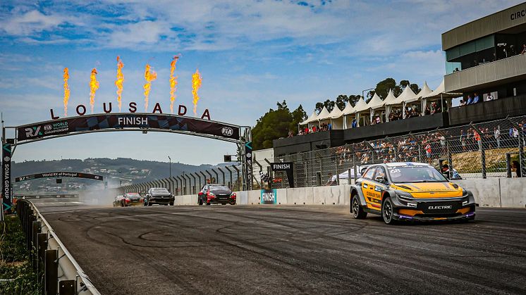 Niclas Grönholm, CE Dealer Team, vinner finalen i Lousada