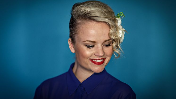 Tiril Heide-Steen med band