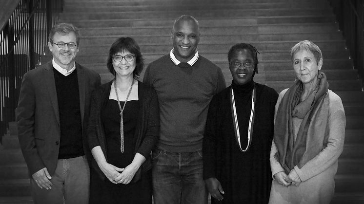 Juryn bakom Hasselbladpriset. Från vänster: Paul Roth, Marta Gili, Mark Sealy, Bisi Silva och Hripsimé Visser. Foto: Cecilia Sandblom © Hasselbladstiftelsen