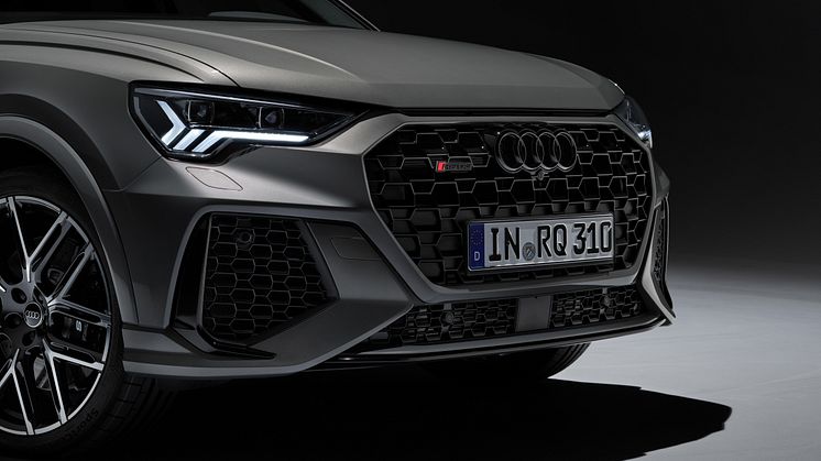 Audi RS Q3 Sportback edition 10 years (Chronosgrå metal)