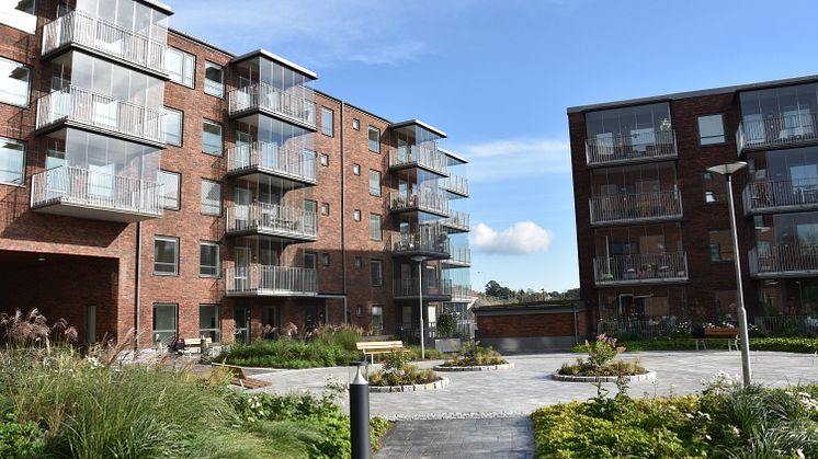 I morgon lördag, den 16 oktober, inviger Ronnebyhus sin första nybyggda fastighet på länge. Nästan samtliga 84 lägenheter är uthyrda.