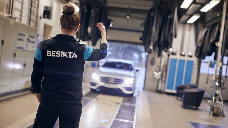 Besikta: Besiktningstekniker vinkar in