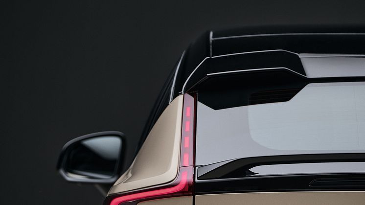Volvo_DK_EX40_EC40-03