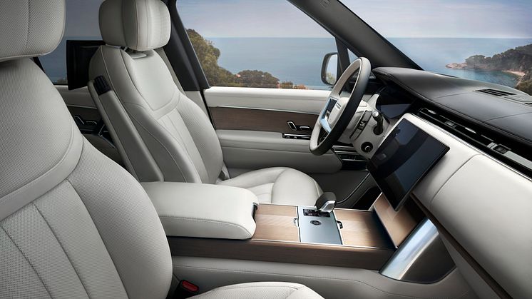 RR_24MY_INTERIOR_170523_03